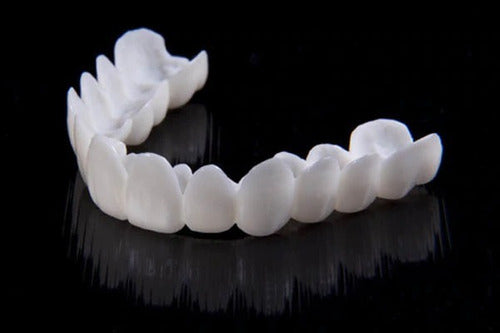 100% Adjustable Invisible Whitening Braces - No Holes