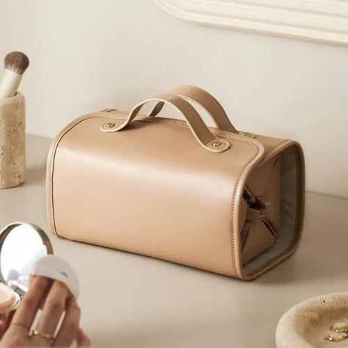 GlamKeeper™ Travel-Ready Makeup Organizer